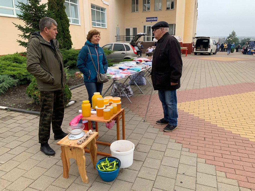 В Белгородском районе продолжается проведение периодических ярмарок.