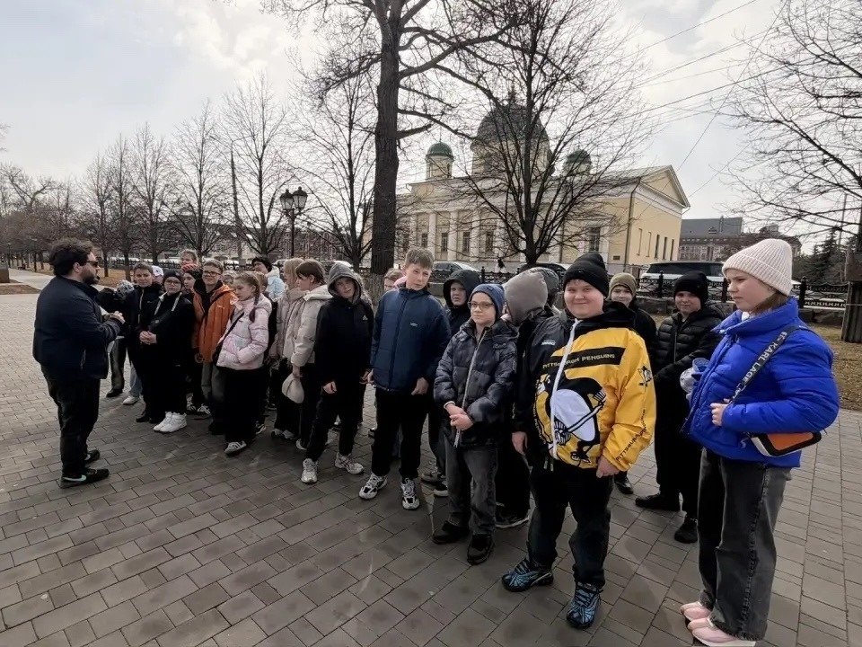 Учащиеся Белгородского муниципального округа отправились в путешествие по городам России.