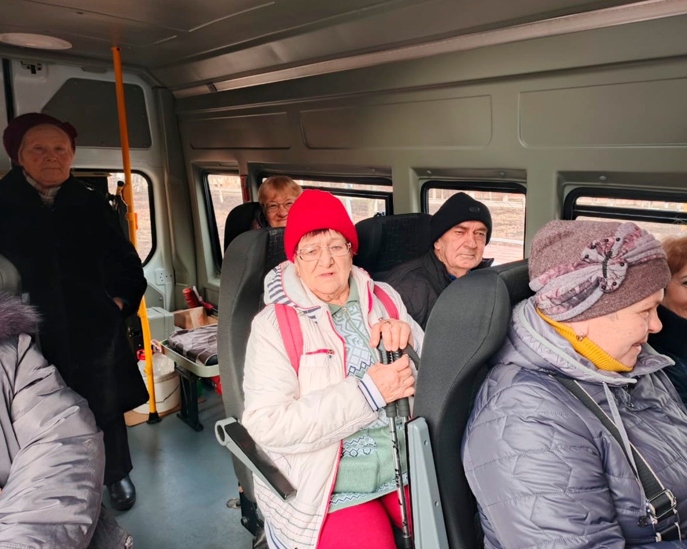 Старшее поколение нашего района продолжает пользоваться услугой подвоза в медицинские учреждения.