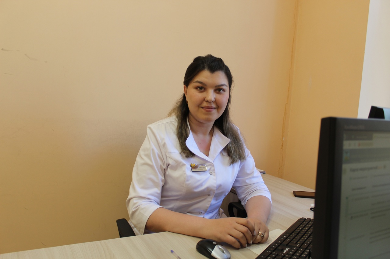Врач-эндокринолог из Дубового получила новую квартиру в рамках реализации губернаторской программы.