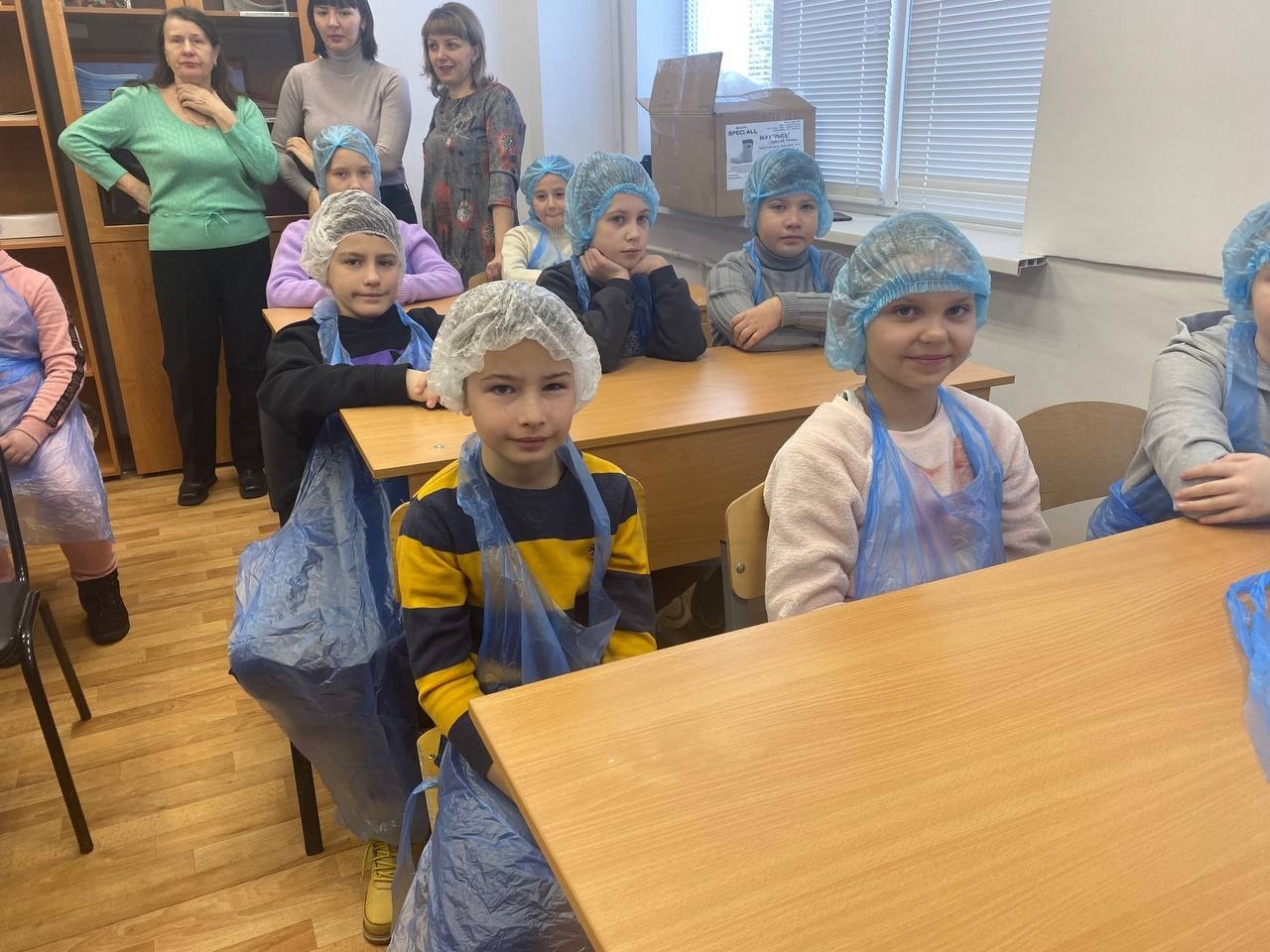 Обучающиеся 2 и 3 классов Начальной школы посёлка Новосадовый посетили увлекательную экскурсию «Вкусные истории»