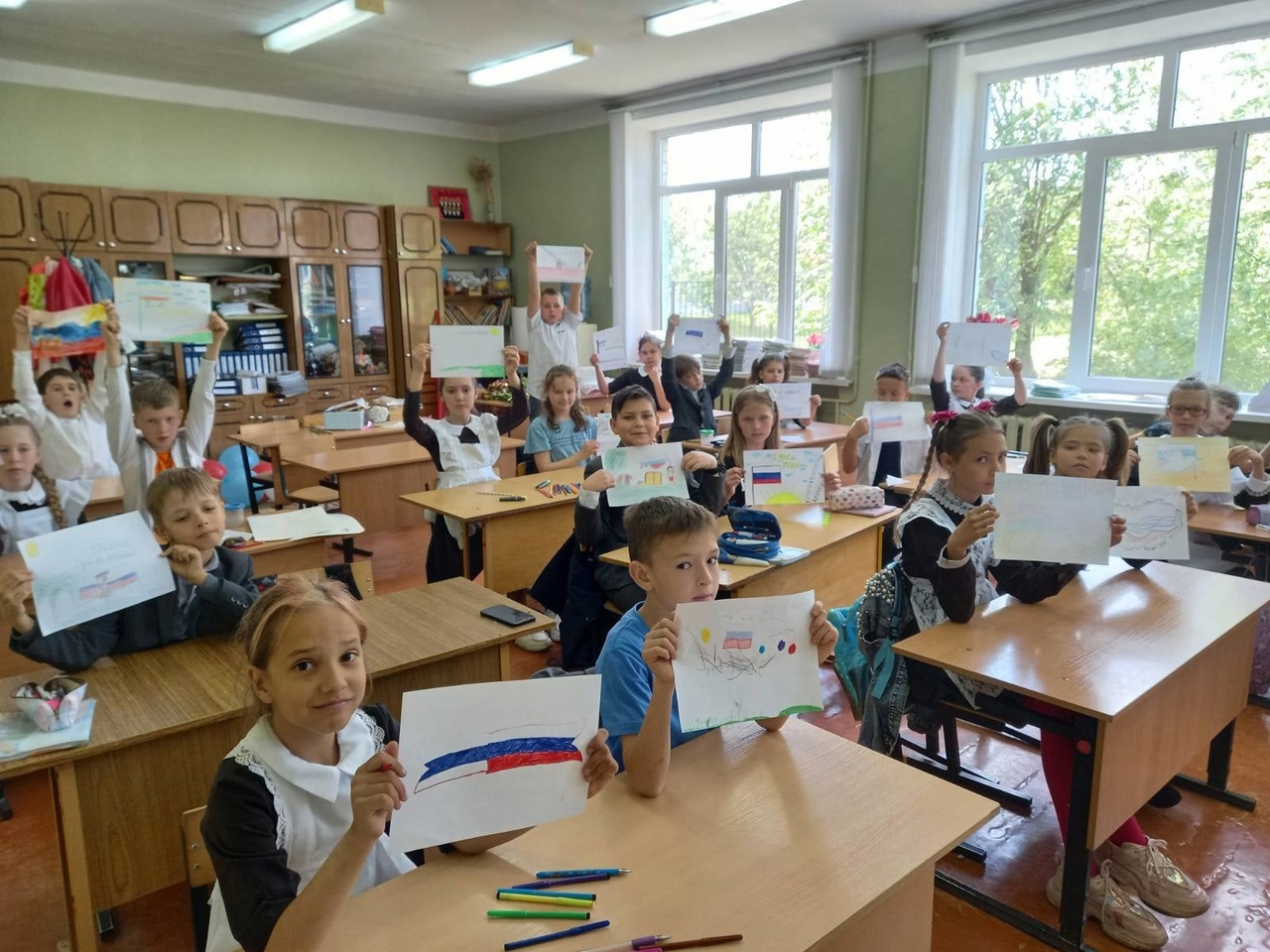 В городских и сельских поселениях Белгородского района проходят акции, посвящённые Дню России.