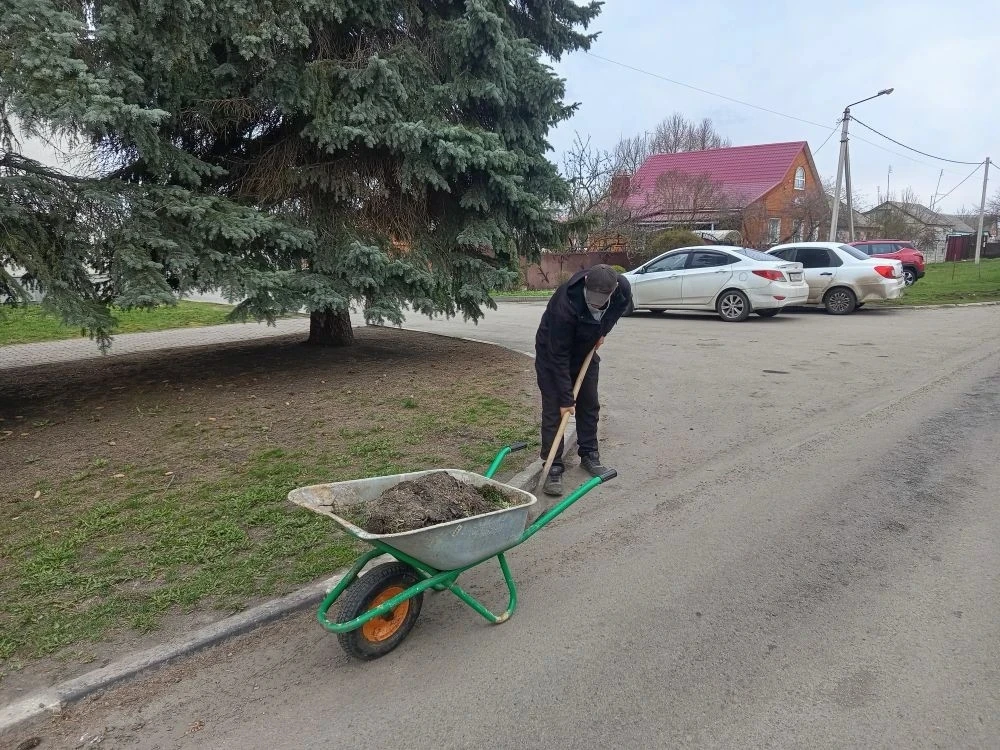 В нашем округе не утихает работа по наведению чистоты и порядка.