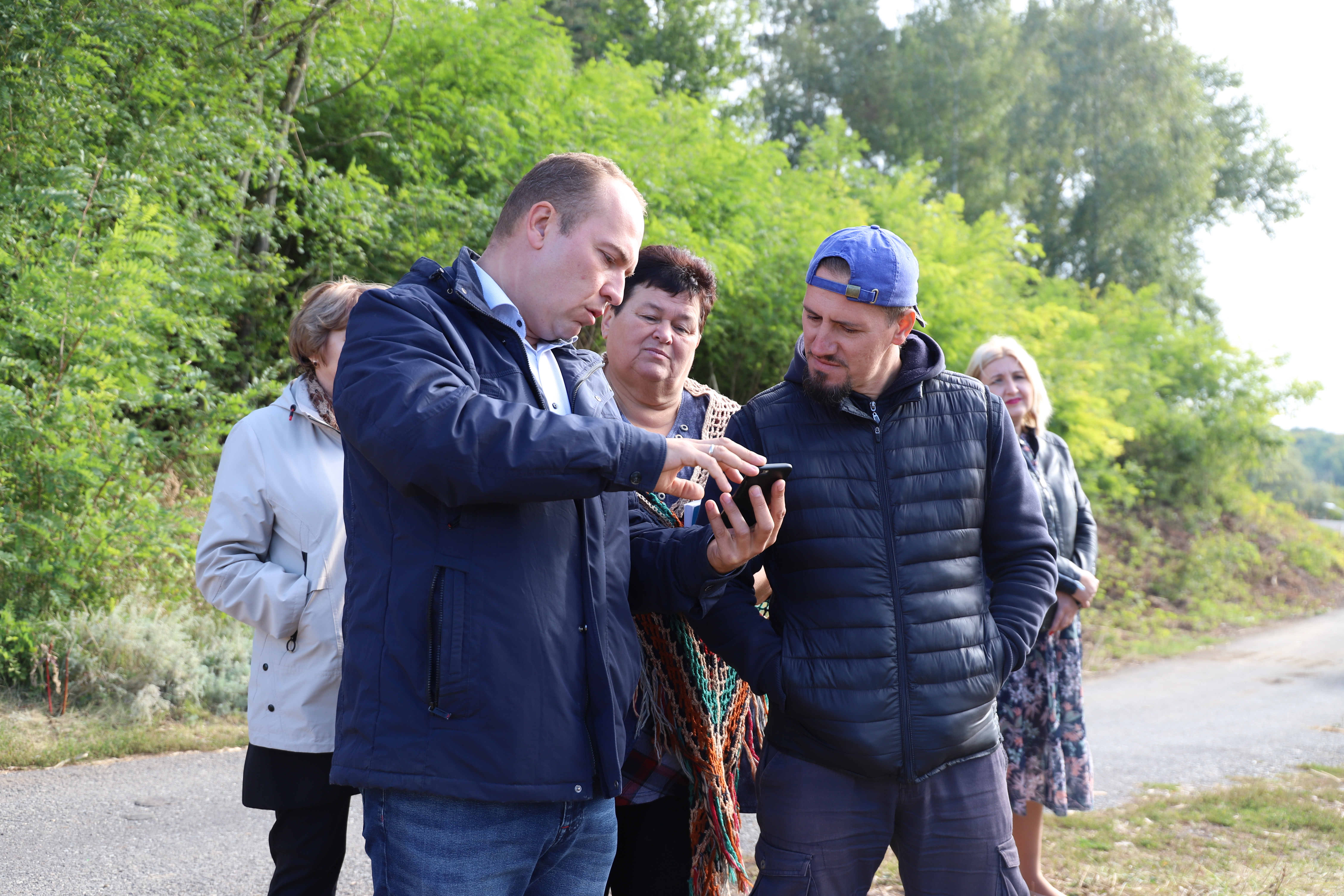 В рамках губернаторского проекта «Наши реки» в селе Черемошное очистили водоём.