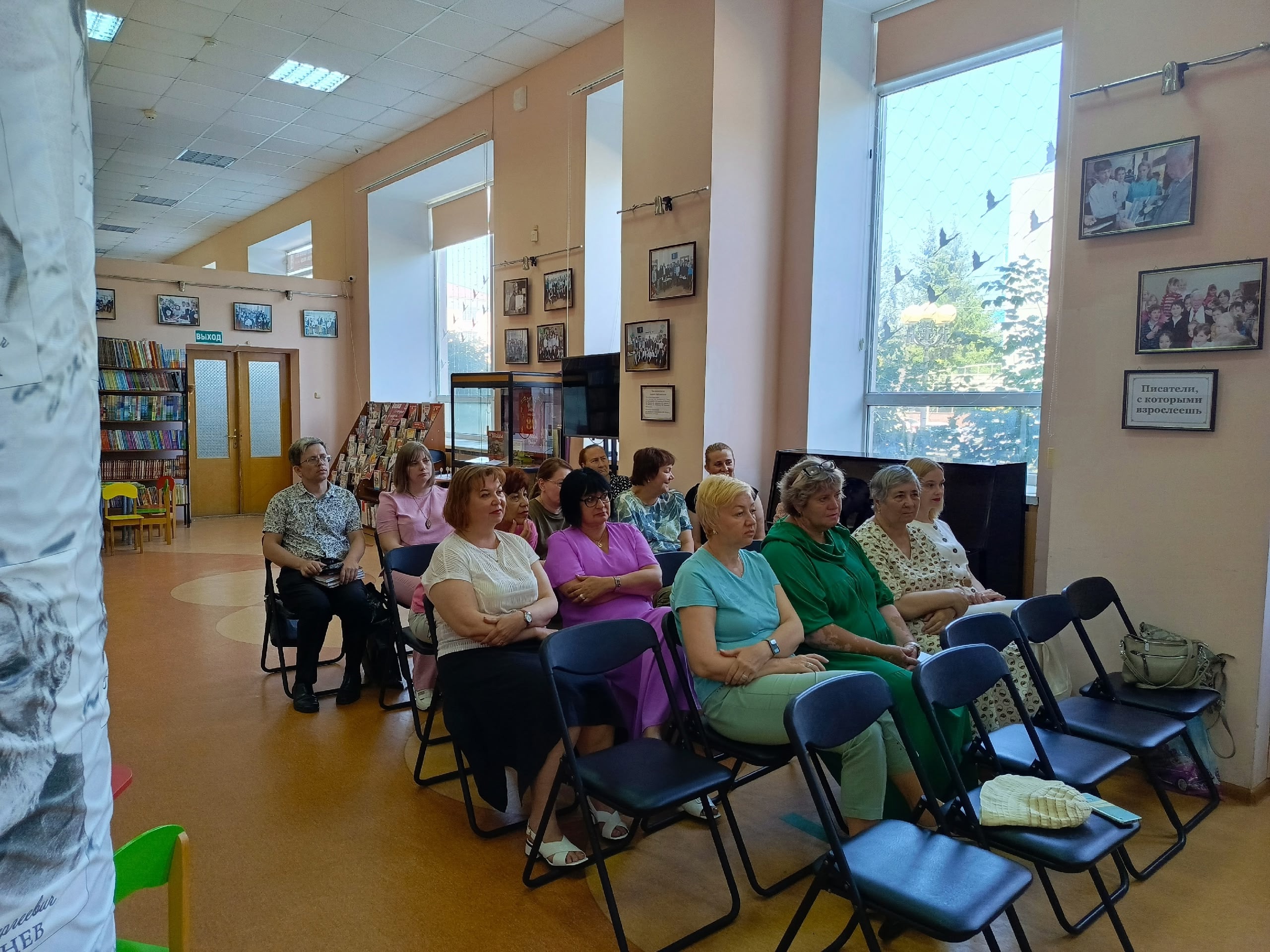 В Белгородской государственной детской библиотеке прошла литературная встреча «Сердце земли моей».