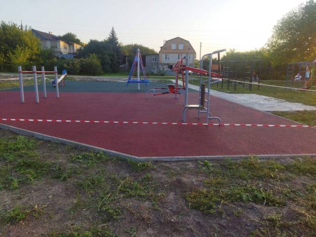 В Крутоложском поселении появится новая детская площадка