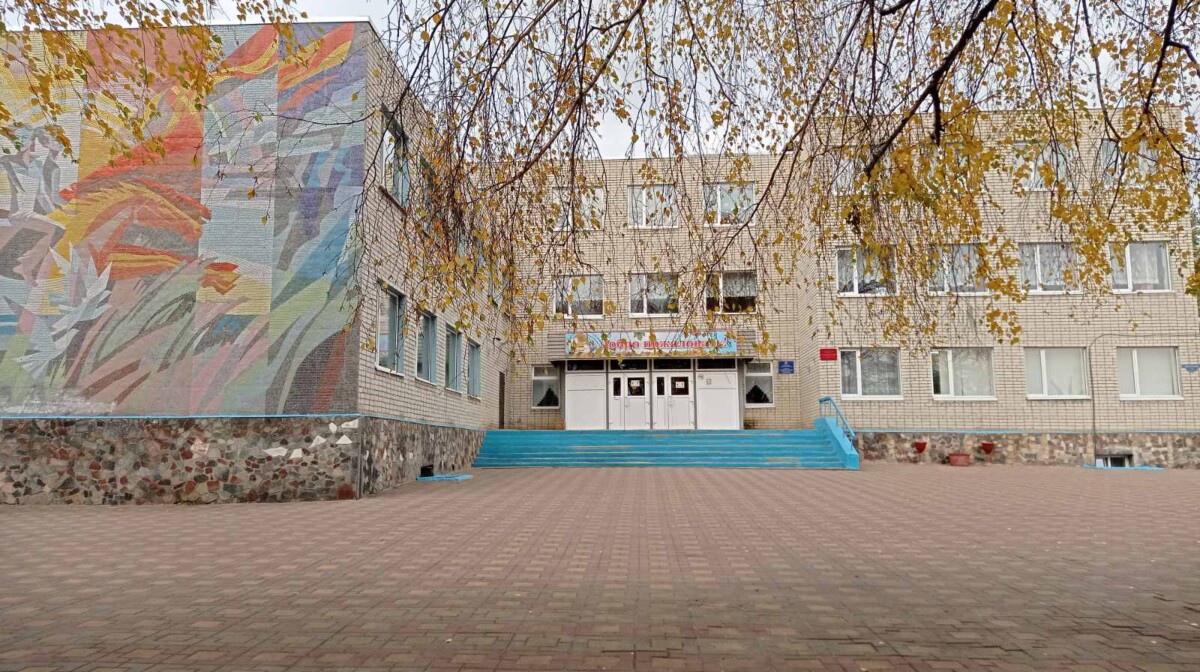 В селе Никольское начался капитальный ремонт школы.