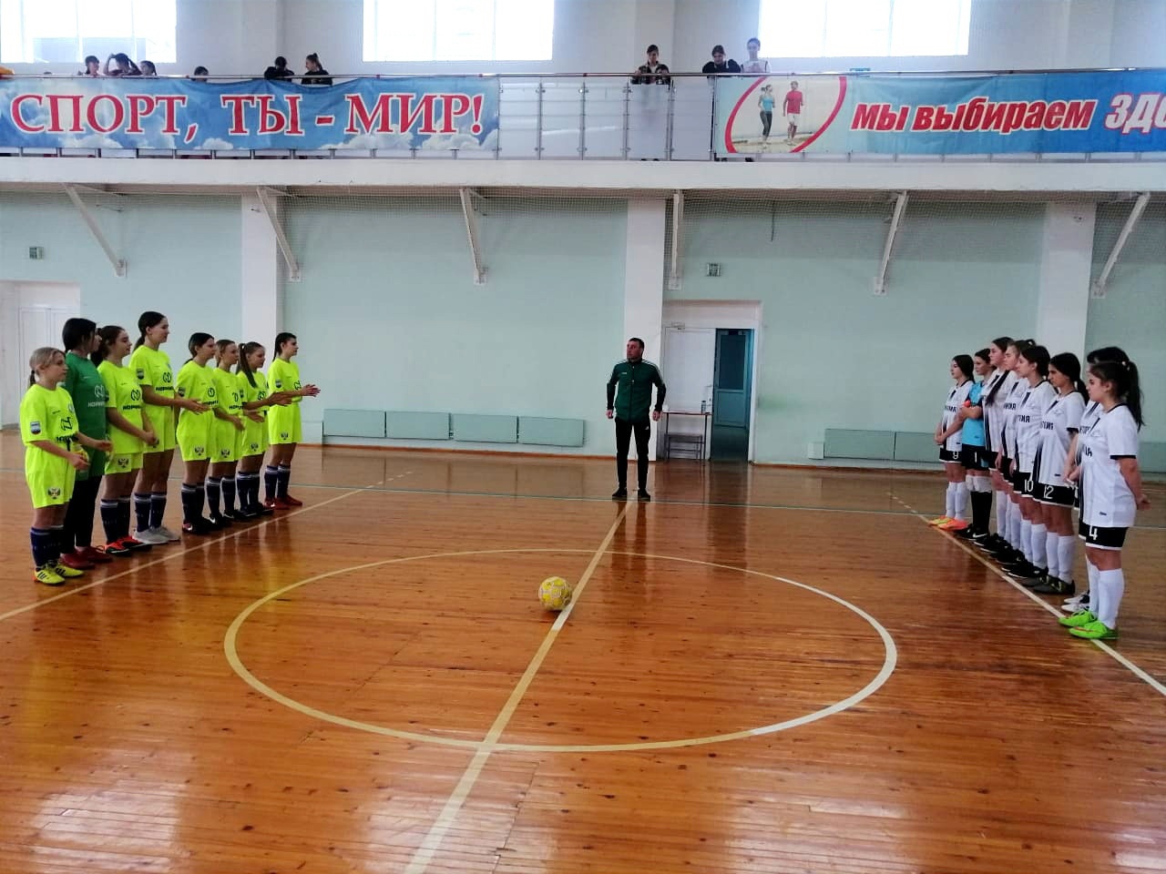 Спортсменки Белгородского района в числе призёров зонального этапа областных соревнований по мини-футболу 2022-2023