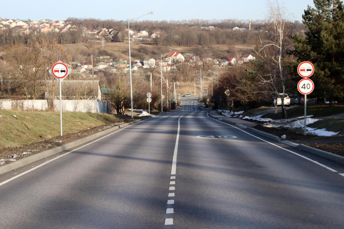 В Белгородском районе отремонтировали дорожное полотно Южного подхода к Белгороду