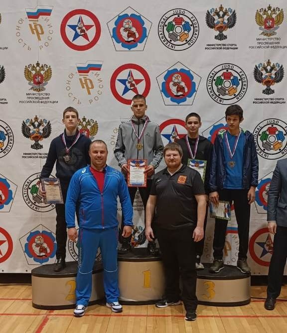 Спортсмены Белгородского района стали призёрами открытой Всероссийской летней Гимназиады по вольной борьбе