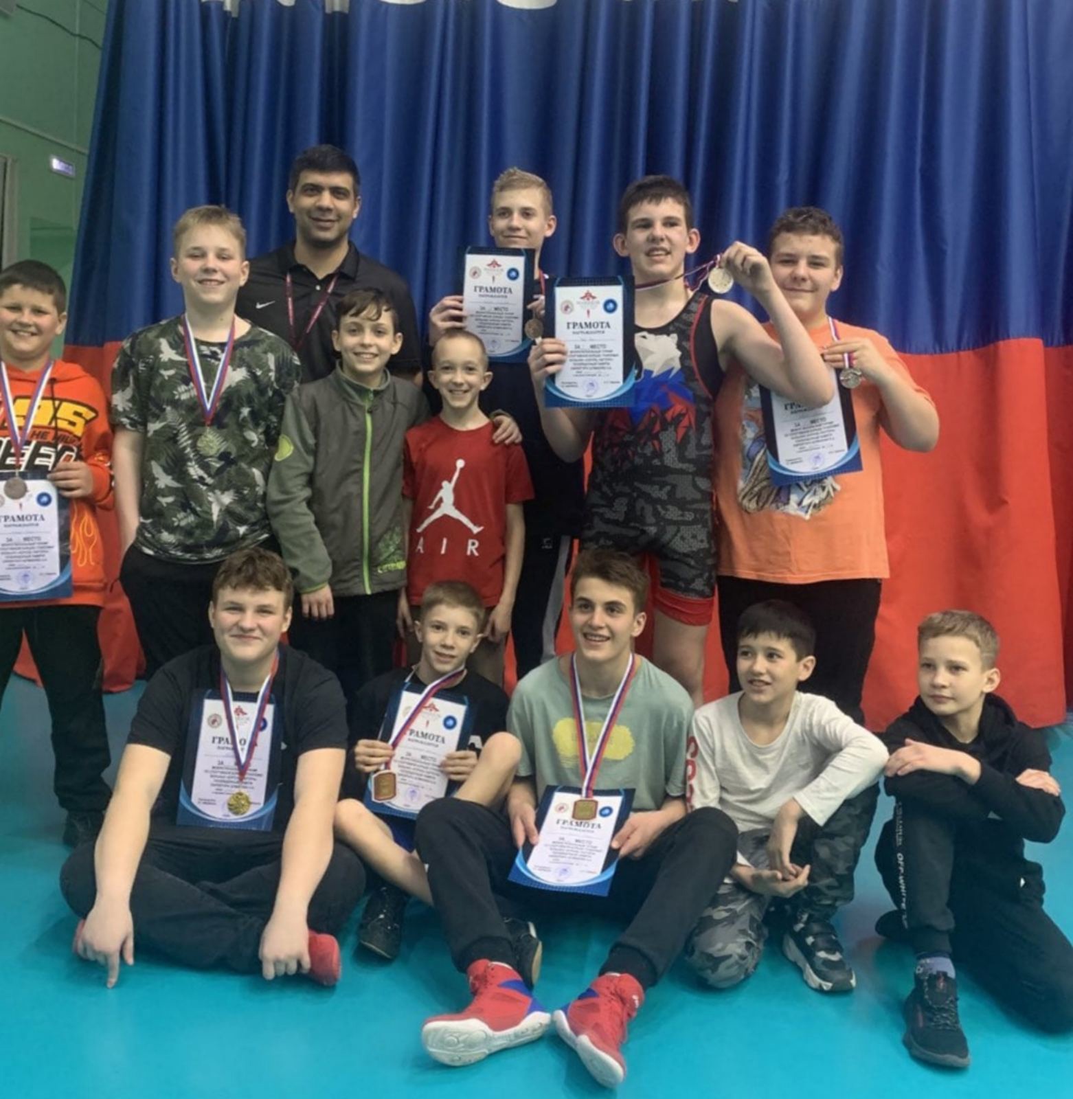 Спортсмены Белгородского района в числе призёров Межрегионального турнира по вольной борьбе «Король Партера».