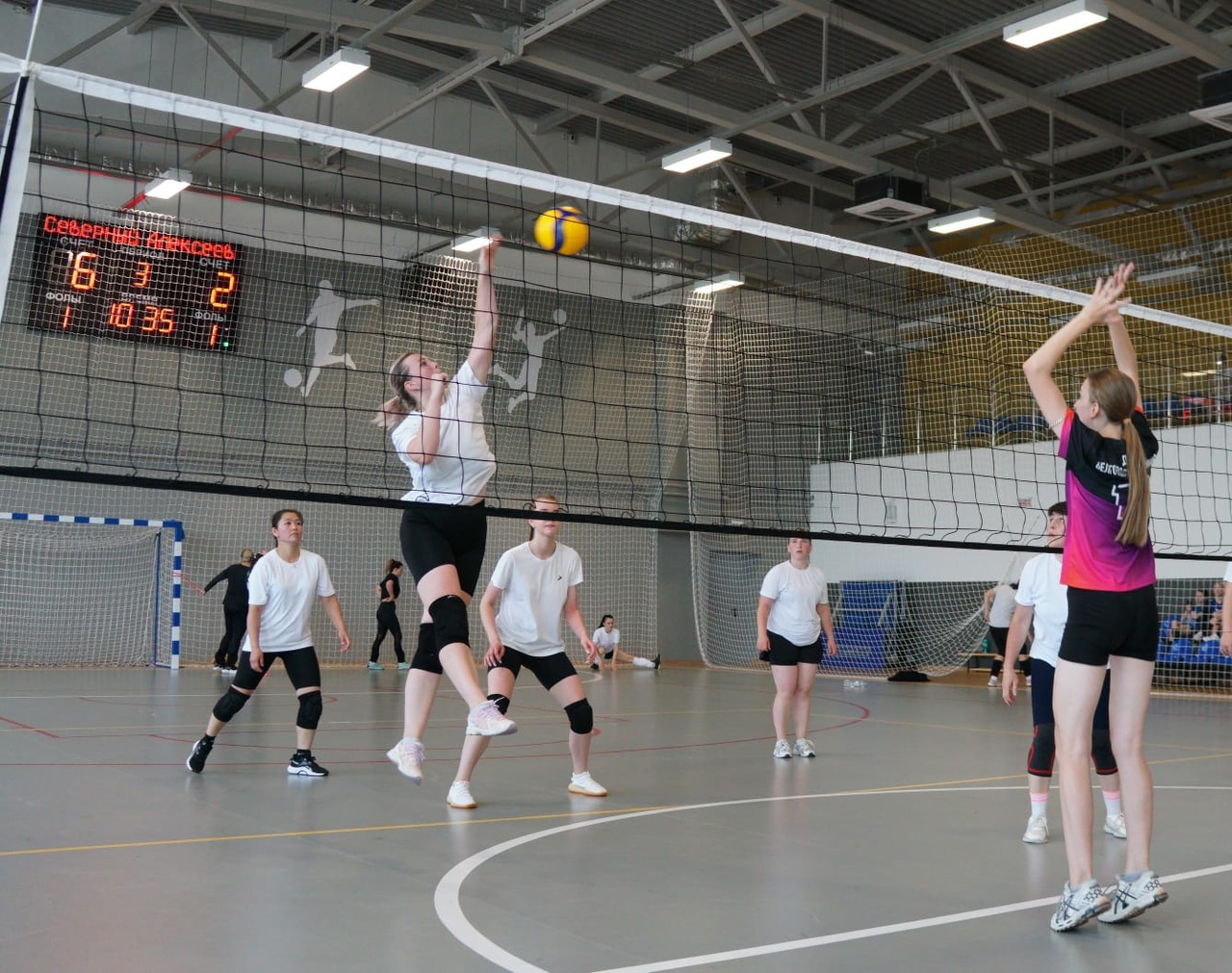 Спортсменки ДЮСШ приняли участие в первенстве по волейболу.
