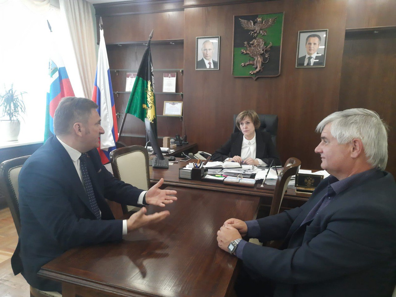 Глава администрации Белгородского района провела рабочую встречу.