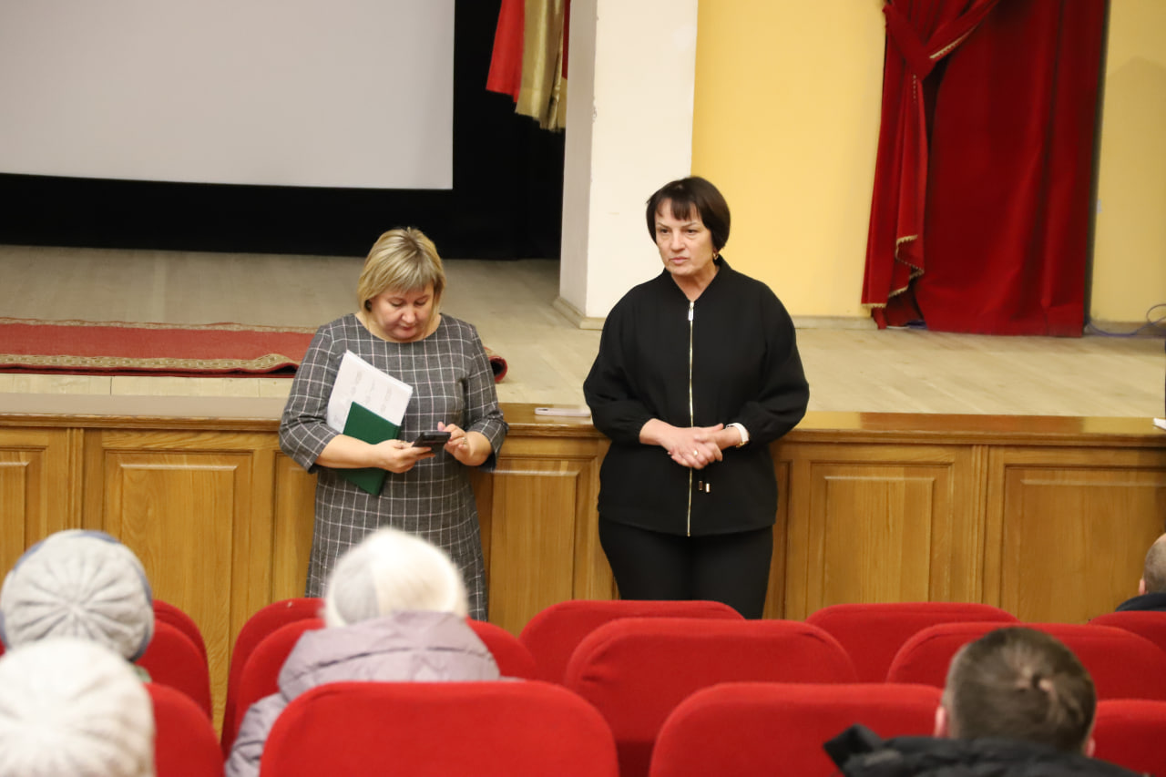Прошла большая встреча с жителями Малиновского и Головинского поселений.