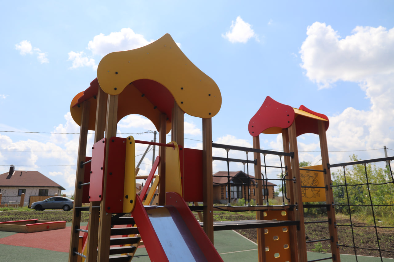 В рамках проекта губернатора «Решаем вместе» в селе Драгунское благоустроили новое место отдыха.