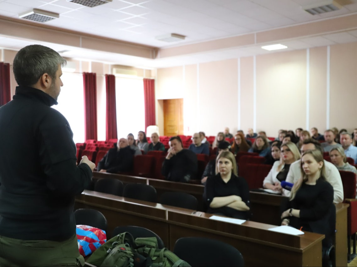 На базе администрации Белгородского муниципального округа состоялся обучающий семинар по оказанию первой медицинской помощи.