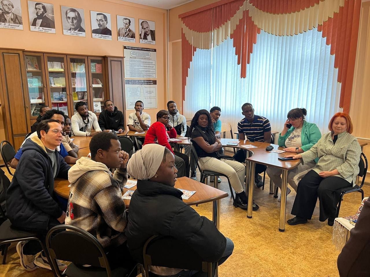 Экономический факультет Белгородского аграрного университета открыл двери для слушателей лингвистического центра.