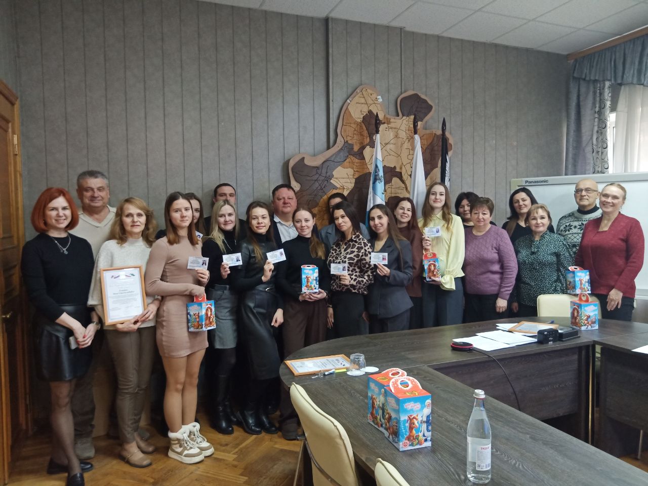 Состоялось совместное заседание Белгородской районной ТИК с молодежной избирательной комиссией.