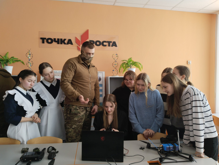 Встреча с защитниками Отечества прошла в Беломестненской СОШ. Встреча с защитниками Отечества прошла в Беломестненской СОШ.
