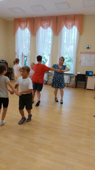 Юные жители Белгородского района приняли участие в тематическом мероприятии «Танцевальная мозаика».