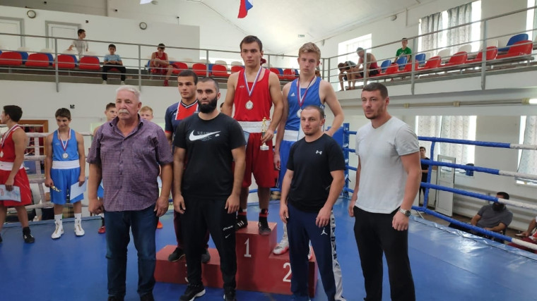 Спортсмены Белгородского района заняли призовые места в Первенстве ЦСФСО профсоюзов «Россия» по боксу. Спортсмены Белгородского района заняли призовые места в Первенстве ЦСФСО профсоюзов «Россия» по боксу.