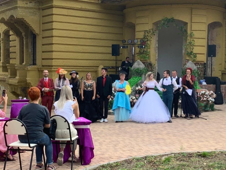 В Весёлой Лопани состоялся фестиваль дворянской культуры «Традиции Дома Мухановых».