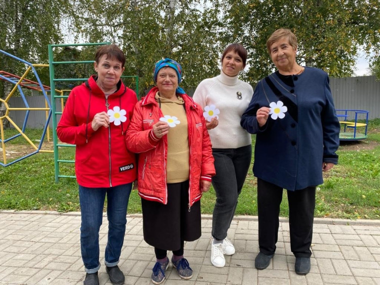 В Новой Нелидовке прошла акция «Белый цветок».