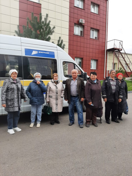 В Белгородском районе продолжается доставка граждан старше 65 лет в медицинские учреждения. В Белгородском районе продолжается доставка граждан старше 65 лет в медицинские учреждения.