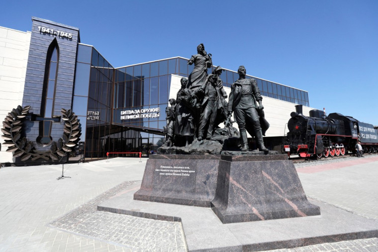 Жители старшего возраста Белгородского района смогут бесплатно посетить Прохоровский музей «Битва за оружие Великой Победы». Жители старшего возраста Белгородского района смогут бесплатно посетить Прохоровский музей «Битва за оружие Великой Победы».