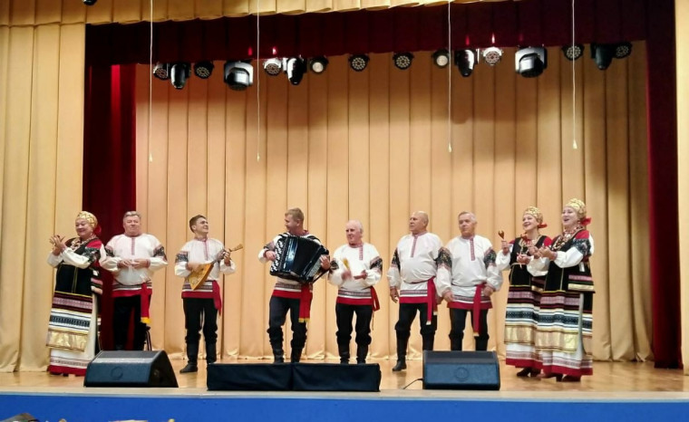 В Тавровском Центре культурного развития имени Ю. Куценко прошёл мастер-класс «Применение шумовых инструментов в народной песне». В Тавровском Центре культурного развития имени Ю. Куценко прошёл мастер-класс «Применение шумовых инструментов в народной песне».