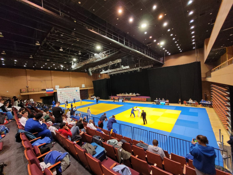 Спортсмены из детско-юношеской спортивной школы Белгородского района показали отличные результаты во Всероссийской Гимназиаде. Спортсмены из детско-юношеской спортивной школы Белгородского района показали отличные результаты во Всероссийской Гимназиаде.