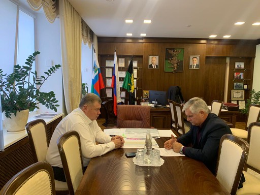 Владимир Перцев встретился с председателем Общественной палаты Белгородского района.
