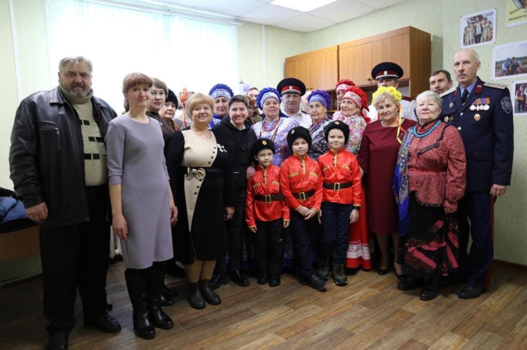 В Стрелецком отпраздновали Рождество в традициях казачьей культуры.