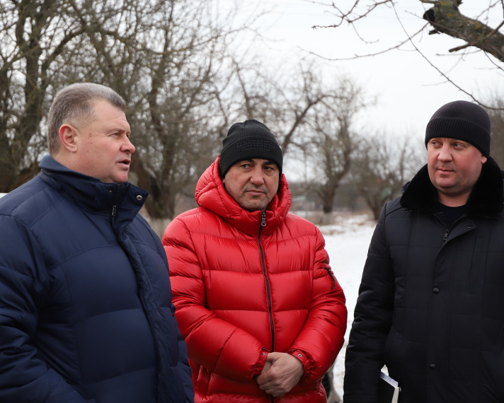 Владимир Перцев проверил ход работ на строительных объектах.