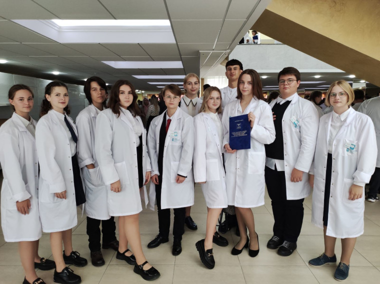 Обучение в медицинских классах открывает широкие возможности для учащихся 10-11 классов Белгородского района.
