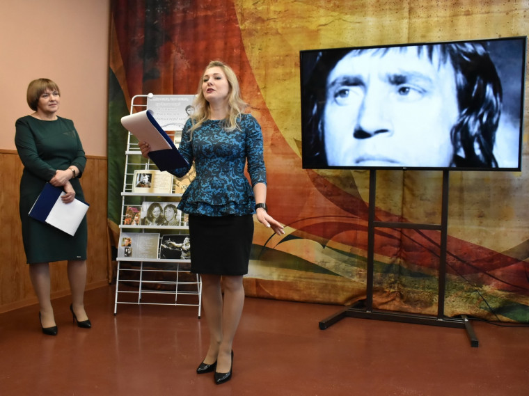В Новосадовском Центре культурного развития состоялся литературно-музыкальный час «Высоцкий в России – больше, чем опыт».
