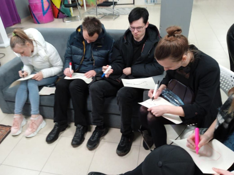Комплексный центр социального обслуживания населения Белгородского района провёл мастер-класс по генерации идей.