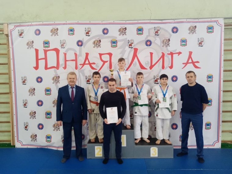 Спортсмен детско-юношеской спортивной школы Белгородского района – призёр Всероссийских соревнований по дзюдо. Спортсмен детско-юношеской спортивной школы Белгородского района – призёр Всероссийских соревнований по дзюдо.