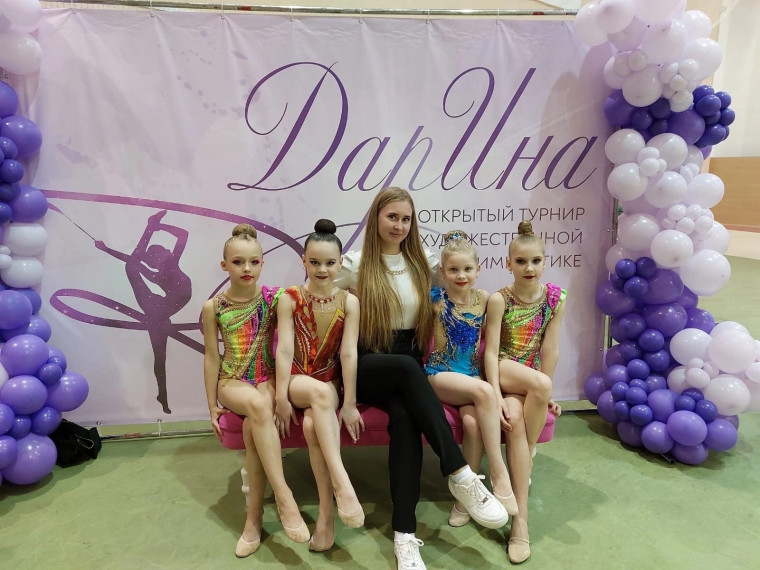 Спортсменки детско-юношеской спортивной школы Белгородского района завоевали призовые места на Открытом Турнире по художественной гимнастике «ДарИна». Спортсменки детско-юношеской спортивной школы Белгородского района завоевали призовые места на Открытом Турнире по художественной гимнастике «ДарИна».