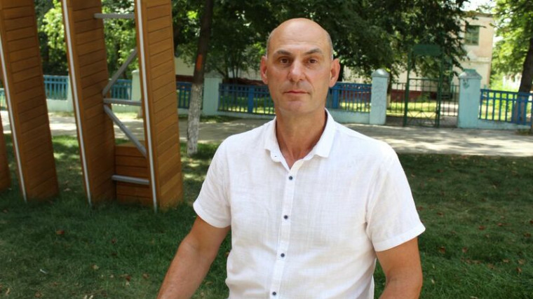 Глава КФХ Афанасий Кристов выиграл грант на развитие своего хозяйства.