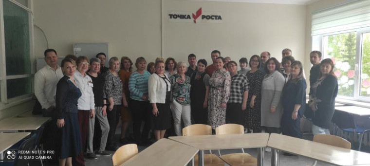 В Таврово прошёл межмуниципальный методический семинар учителей физики и астрономии.