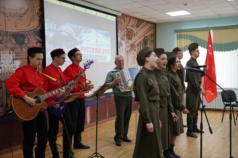 В Белгородском государственном аграрном университете имени Василия Горина прошла патриотическая встреча «Русский дух неодолим». В Белгородском государственном аграрном университете имени Василия Горина прошла патриотическая встреча «Русский дух неодолим».