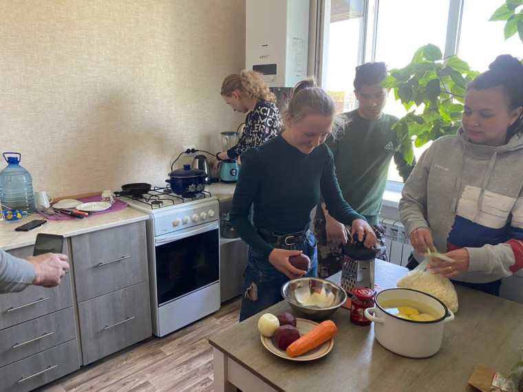 В Белгородском районе большое внимание уделяется работе с детьми-сиротами и детьми, оставшимися без попечения родителей. В Белгородском районе большое внимание уделяется работе с детьми-сиротами и детьми, оставшимися без попечения родителей.