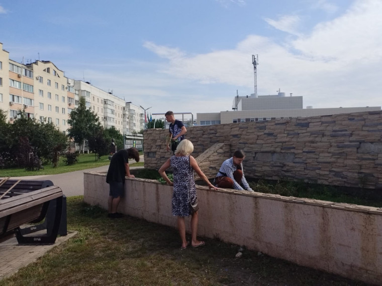 Подростки из Белгородского района могут найти работу на летние каникулы. Подростки из Белгородского района могут найти работу на летние каникулы.