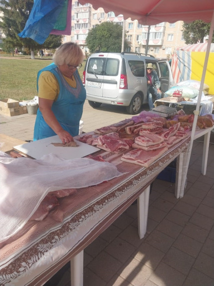 Регулярные ярмарочные мероприятия продолжаются в Белгородском районе. Регулярные ярмарочные мероприятия продолжаются в Белгородском районе.