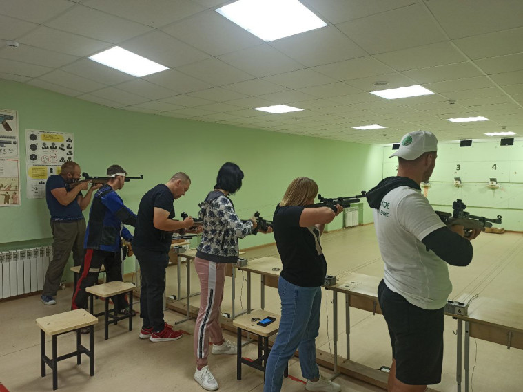 В Белгородском районе состоялись соревнования по пулевой стрельбе в рамках Спартакиады среди сборных команд городских и сельских поселений. В Белгородском районе состоялись соревнования по пулевой стрельбе в рамках Спартакиады среди сборных команд городских и сельских поселений.