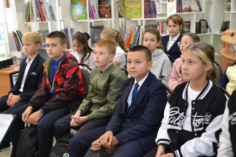 В культурных учреждениях Белгородского района продолжаются мероприятия, посвящённые 80-летию Прохоровского танкового сражения. В культурных учреждениях Белгородского района продолжаются мероприятия, посвящённые 80-летию Прохоровского танкового сражения.