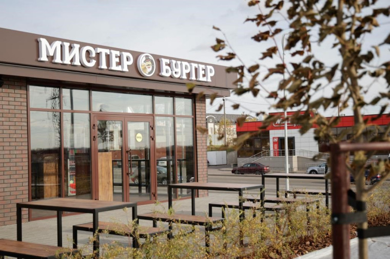 В Новосадовом завершилось строительство объекта общественного питания. В Новосадовом завершилось строительство объекта общественного питания.