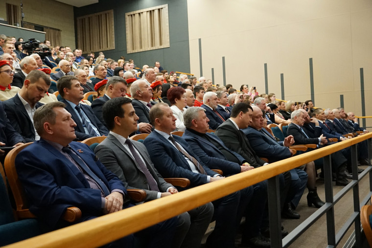 Доктор сельскохозяйственных наук, профессор Белгородского ГАУ стал лауреатом Премии имени Василия Яковлевича Горина. Доктор сельскохозяйственных наук, профессор Белгородского ГАУ стал лауреатом Премии имени Василия Яковлевича Горина.