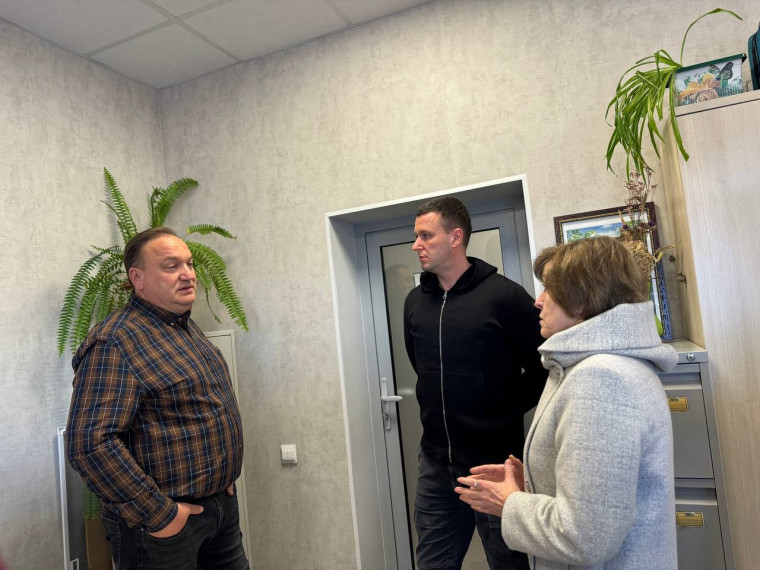 Глава администрации Белгородского района Анна Куташова встретилась с коллективом ООО «Бенталь». Глава администрации Белгородского района Анна Куташова встретилась с коллективом ООО «Бенталь».